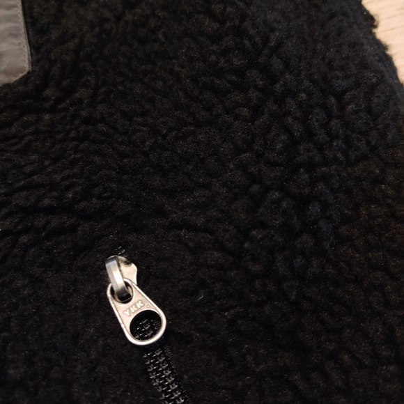 Patagonia Mens Classic Retro-X Deep Pile Fleece Vest Sz M Full-Zip Black Sherpa - Picture 7 of 13